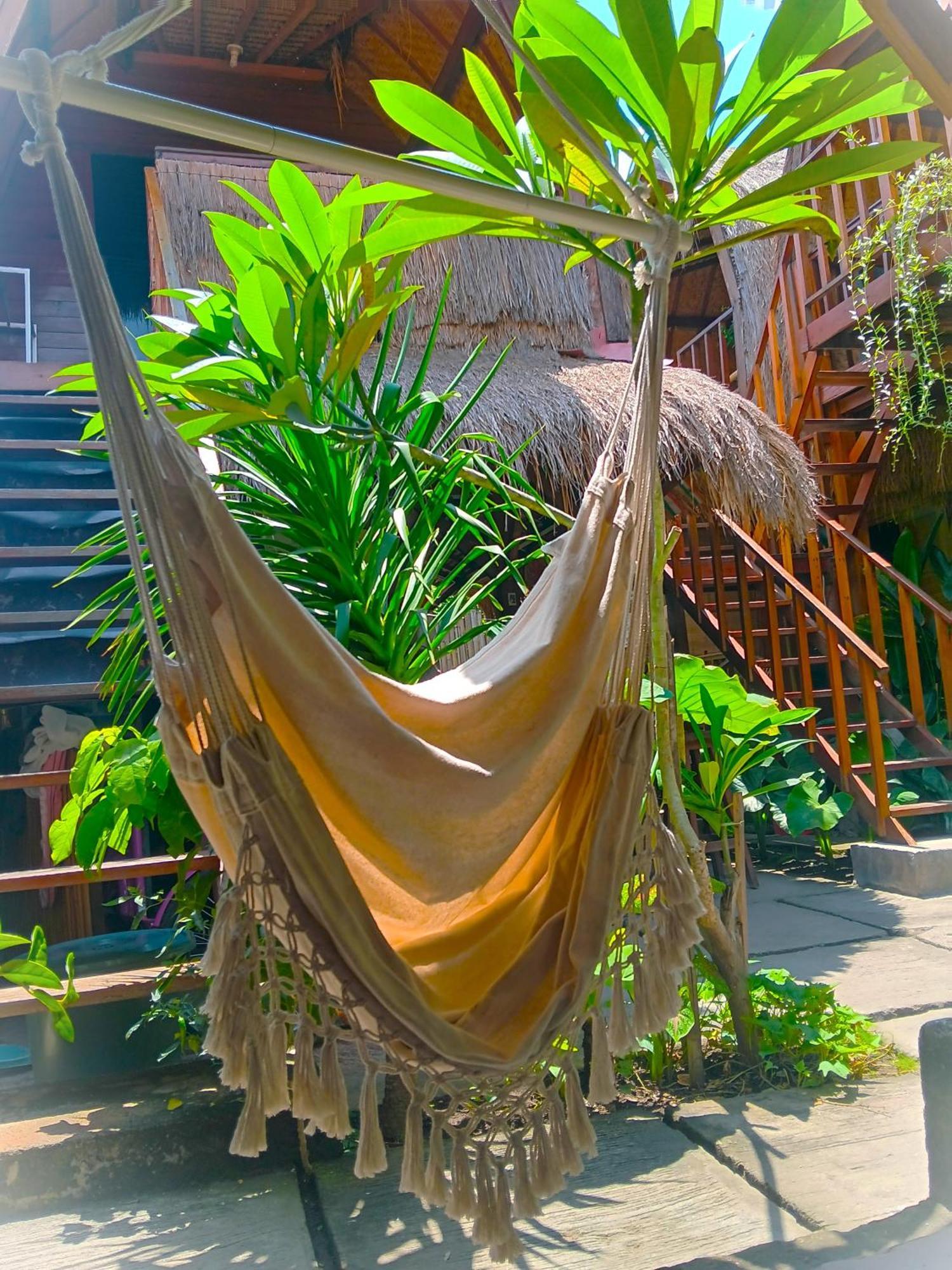 Good Vibes Bungalows Gili Trawangan Exterior foto
